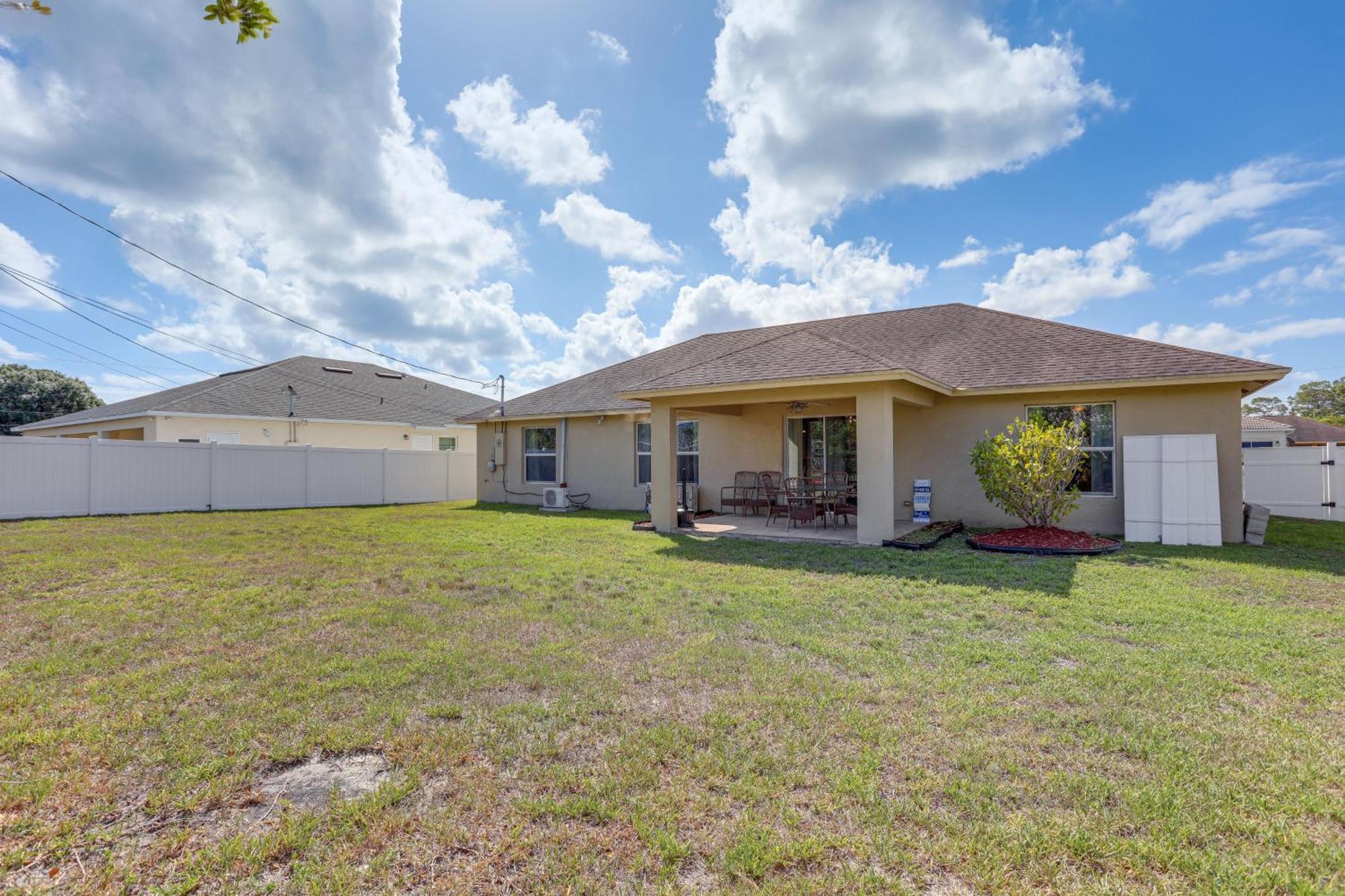 Port St Lucie Home With Above-Ground Pool And Grill Carlton Exterior photo